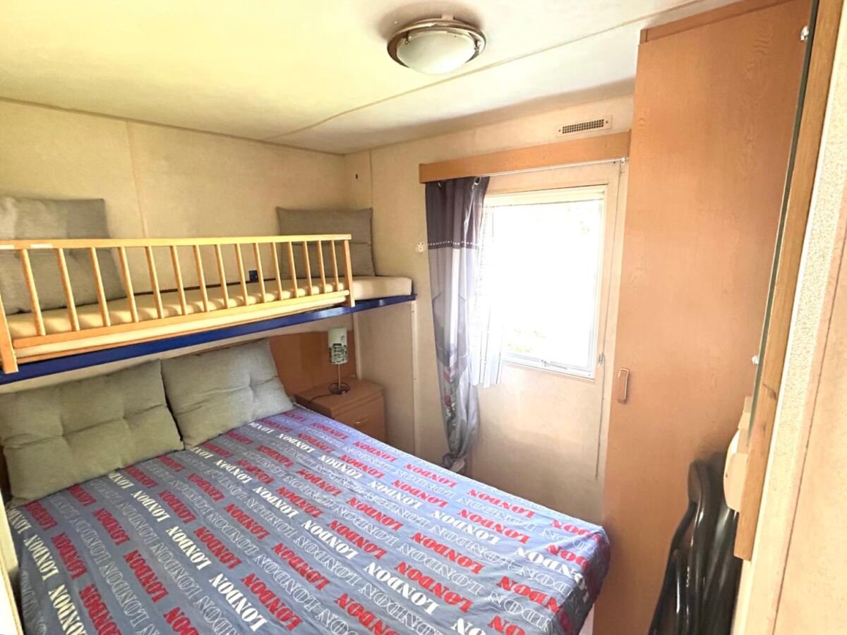 Chambre2_mobilhome47_camping_en_pleine_nature