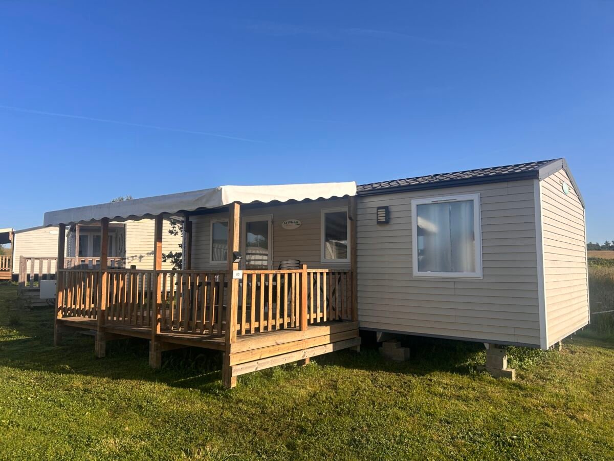 Exterieur_mobilhome_medium80_obeaulaurier