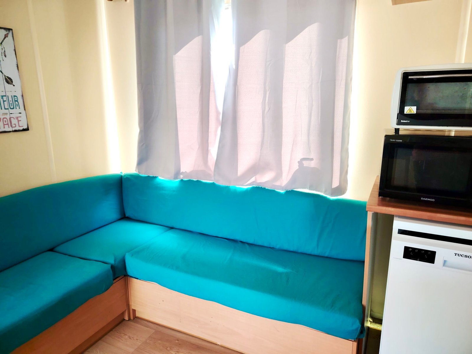 Salon_mobilhome70_1